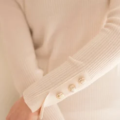 Trui En Vest<Blancheporte Trui in kouseribbeltricot, met officiersknopen ecru