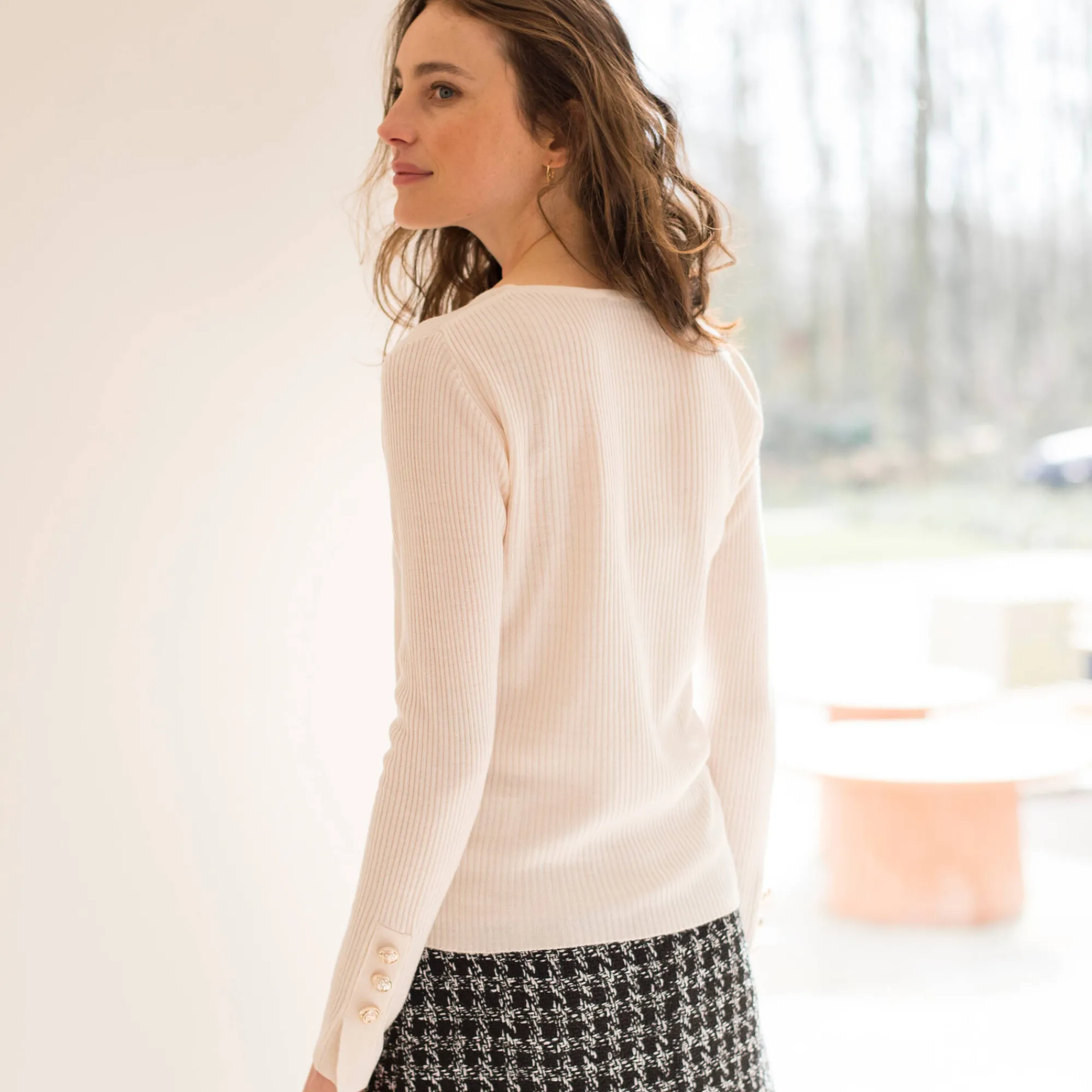 Trui En Vest<Blancheporte Trui in kouseribbeltricot, met officiersknopen ecru