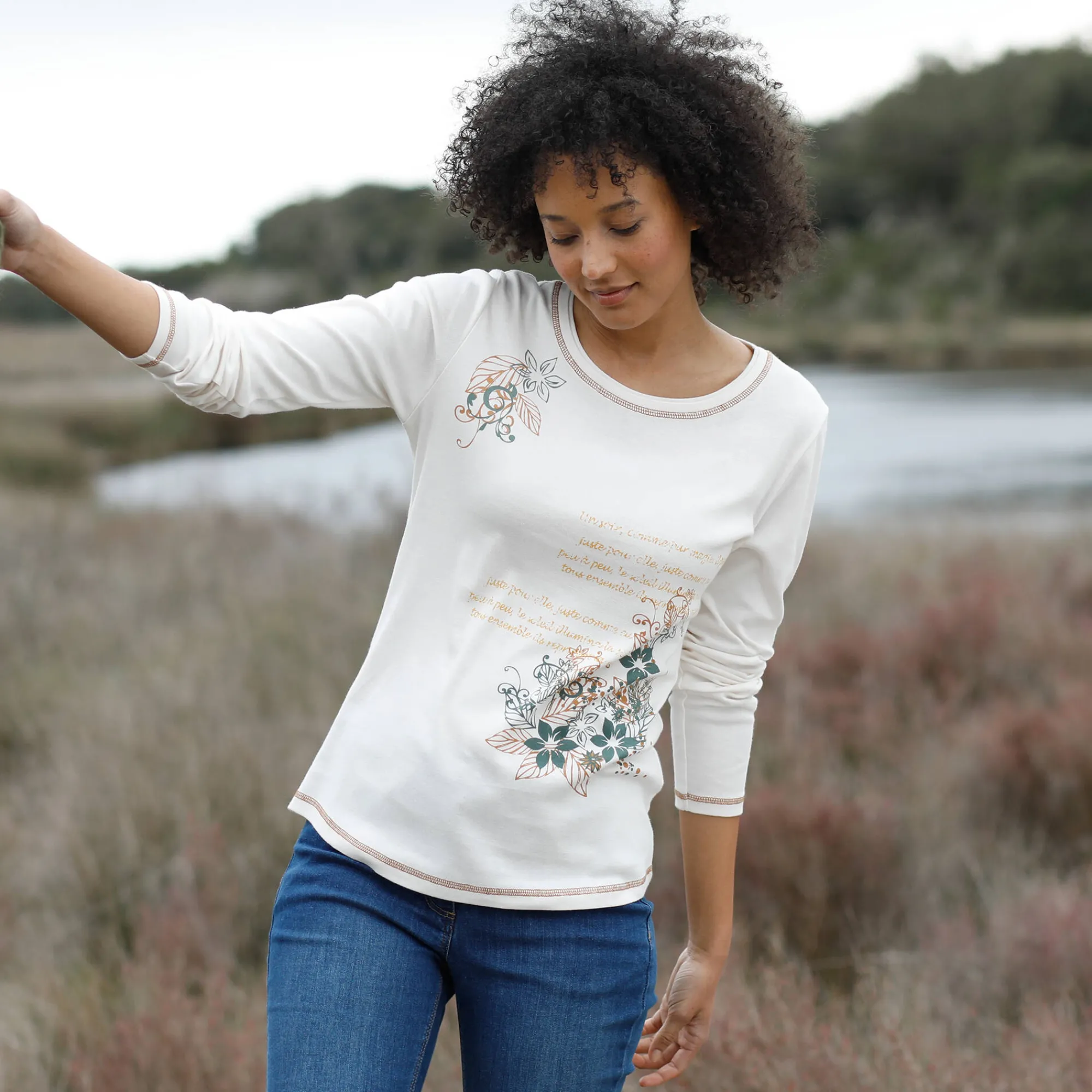 T-Shirt En Topje<Blancheporte T-shirt met lange mouwen en bloemenprint ecru / hazelnootbruin