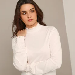 T-Shirt En Topje<Blancheporte T-shirt met opstaande hals, smokwerk aan de mouwen ecru