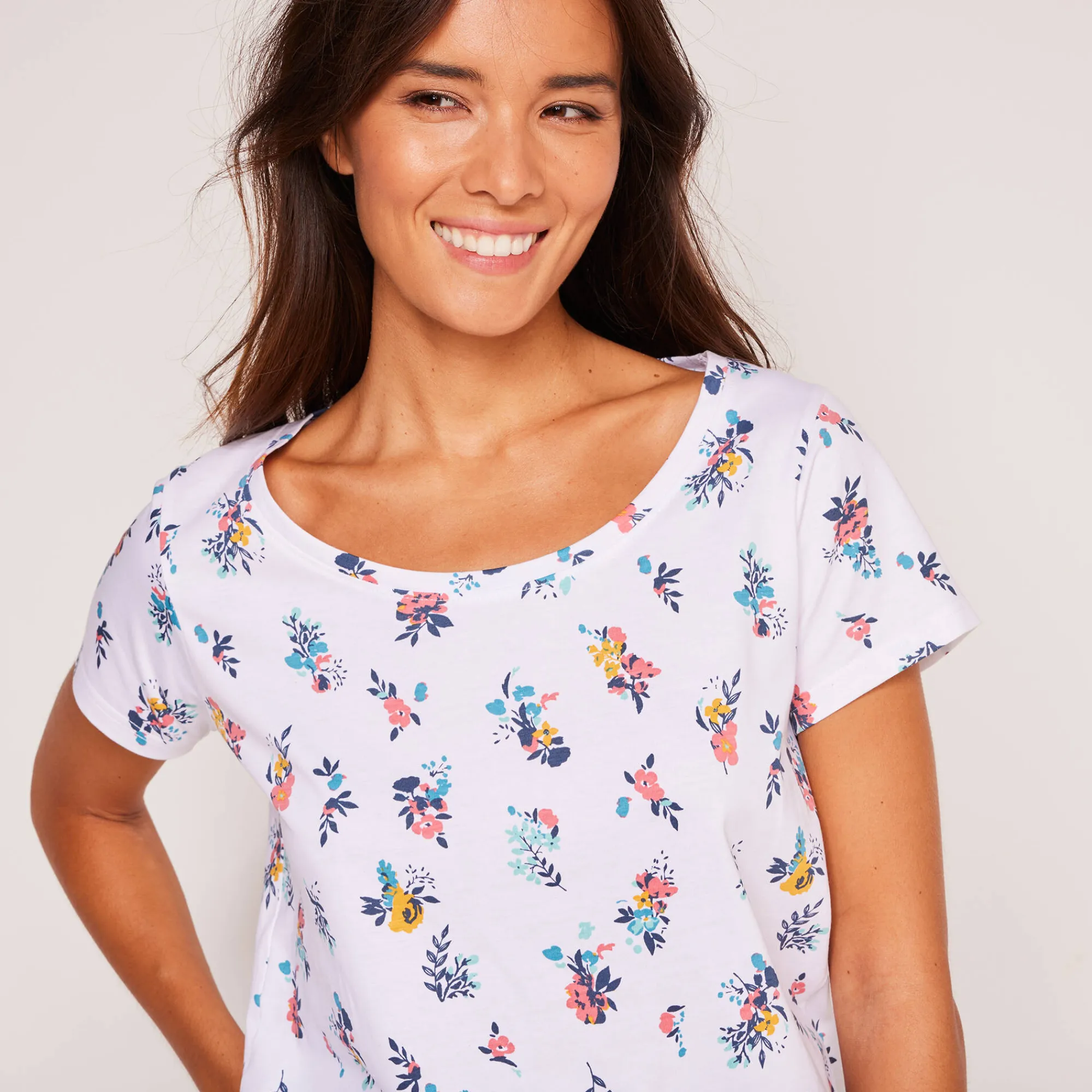 T-Shirt En Topje<Blancheporte T-shirt met ronde hals en bloemenprint, katoen wit