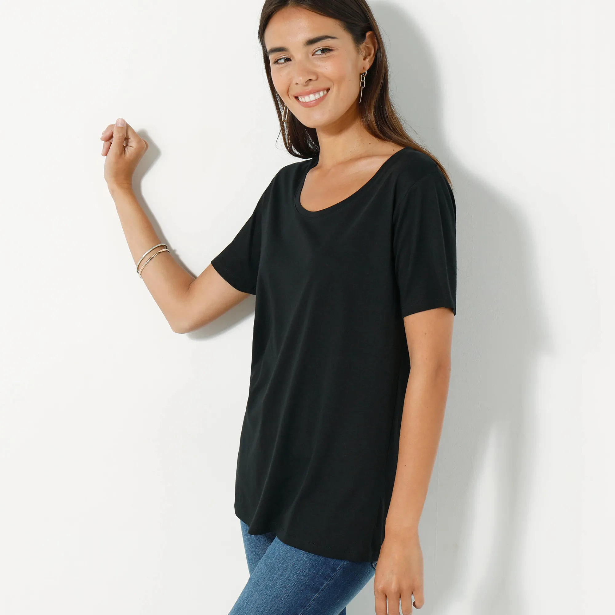 T-Shirt En Topje<Blancheporte T-shirt met ronde hals en korte mouwen zwart