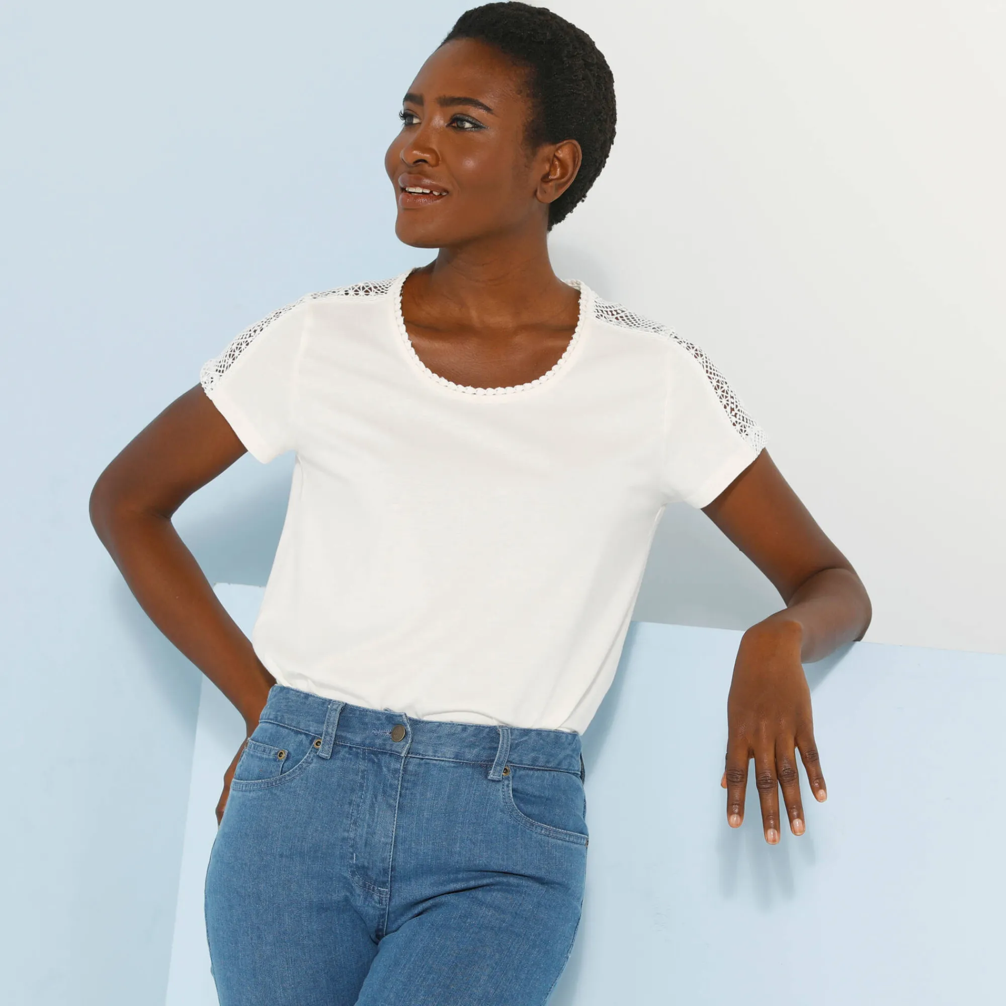 T-Shirt En Topje<Blancheporte T-shirt met ronde hals in kant ecru