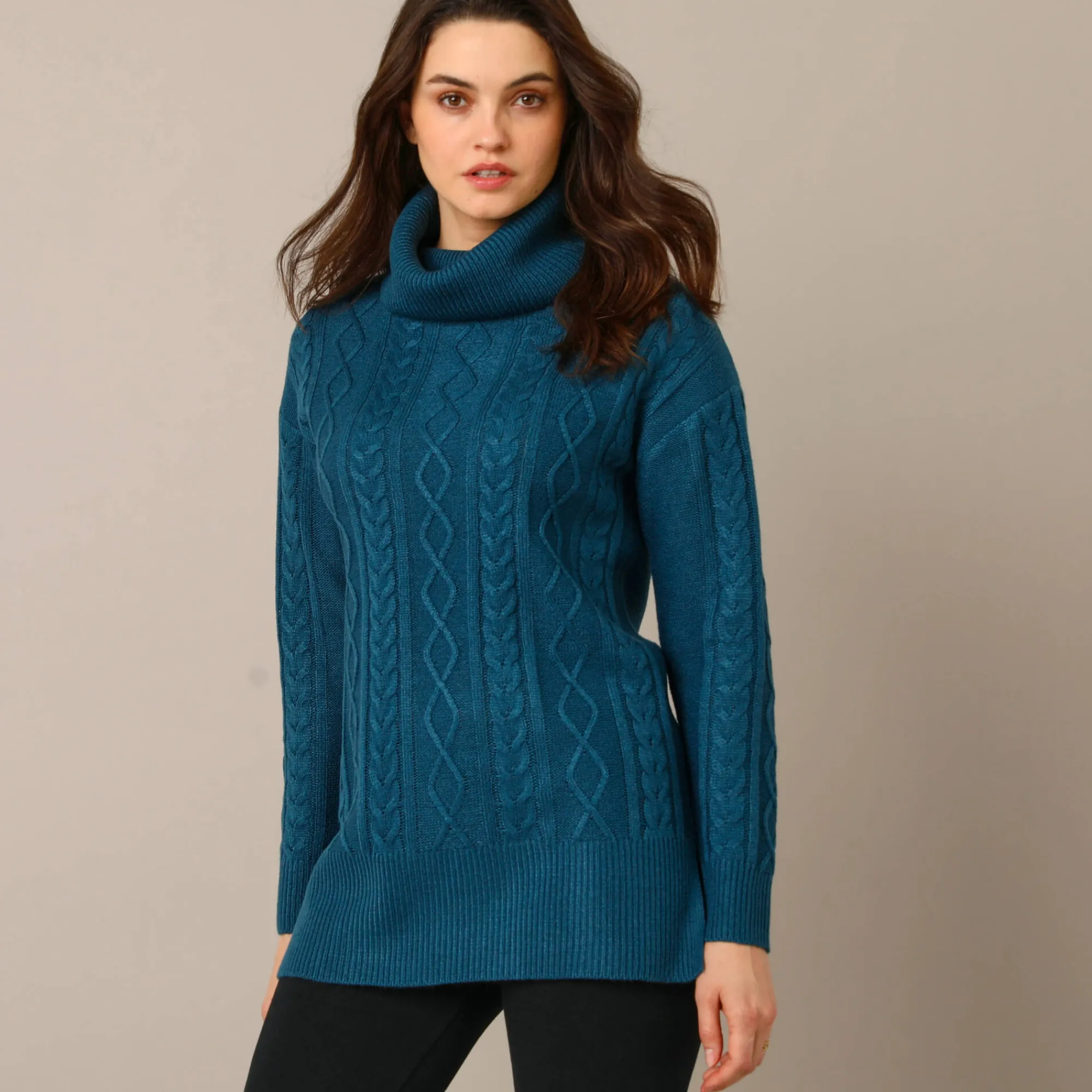 Trui En Vest<Blancheporte Tuniektrui in kabeltricot met rolkraag pauwblauw