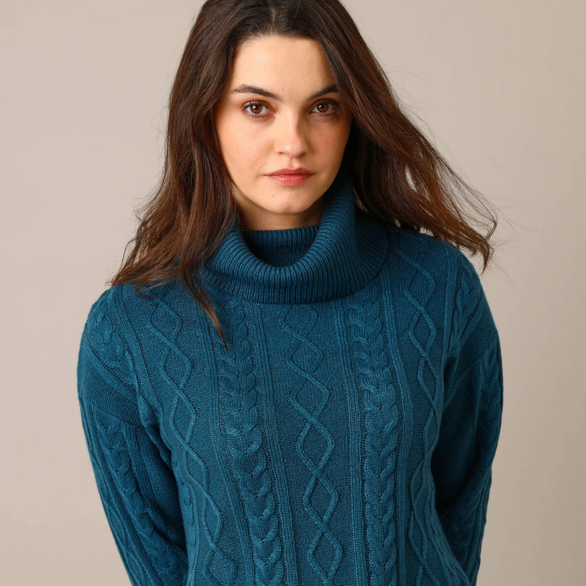 Trui En Vest<Blancheporte Tuniektrui in kabeltricot met rolkraag pauwblauw