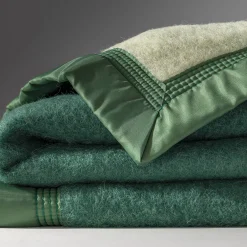 Deken<Ourson Tweekleurig deken in wol 600g/m2 groen