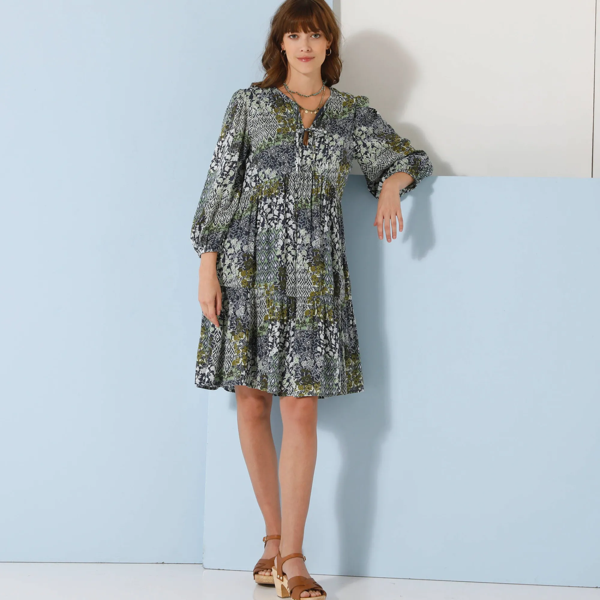 Jurk<Blancheporte Uitlopende jurk met strook, bedrukt groenblauw