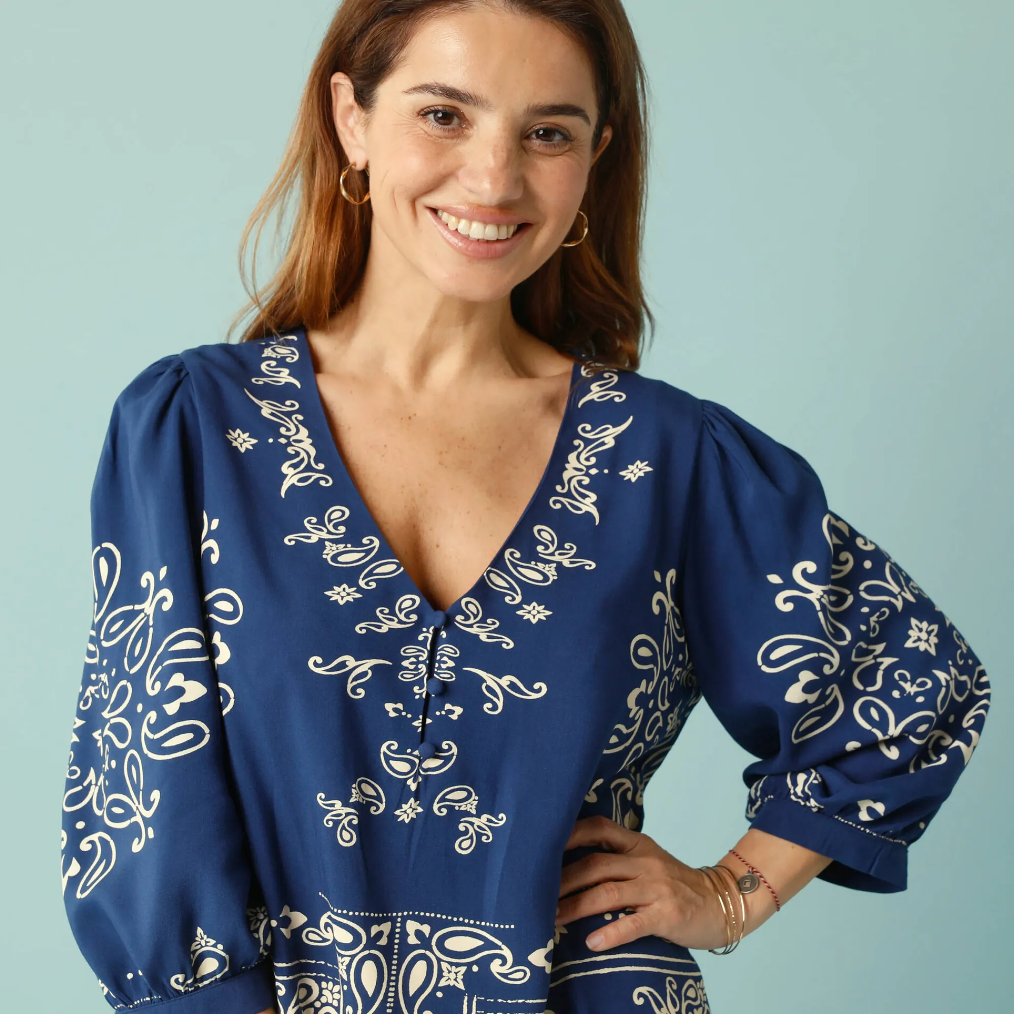 Jurk<Blancheporte Uitlopende jurk voor Kleine Lengtes, tweekleurige print indigo