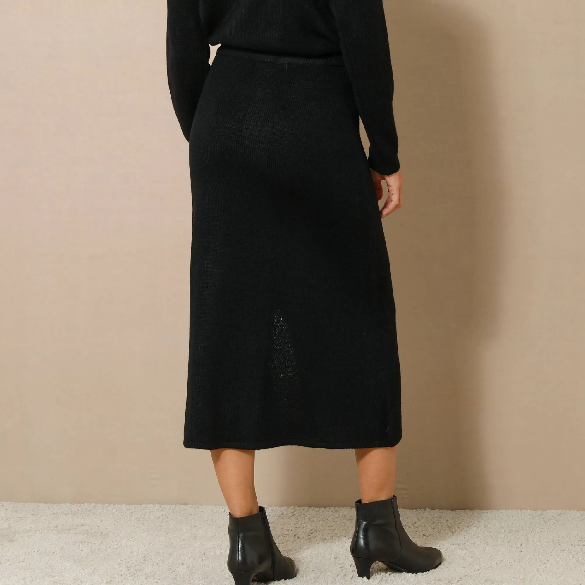 Rok<Blancheporte Uitlopende rok in midimodel, tricot zwart