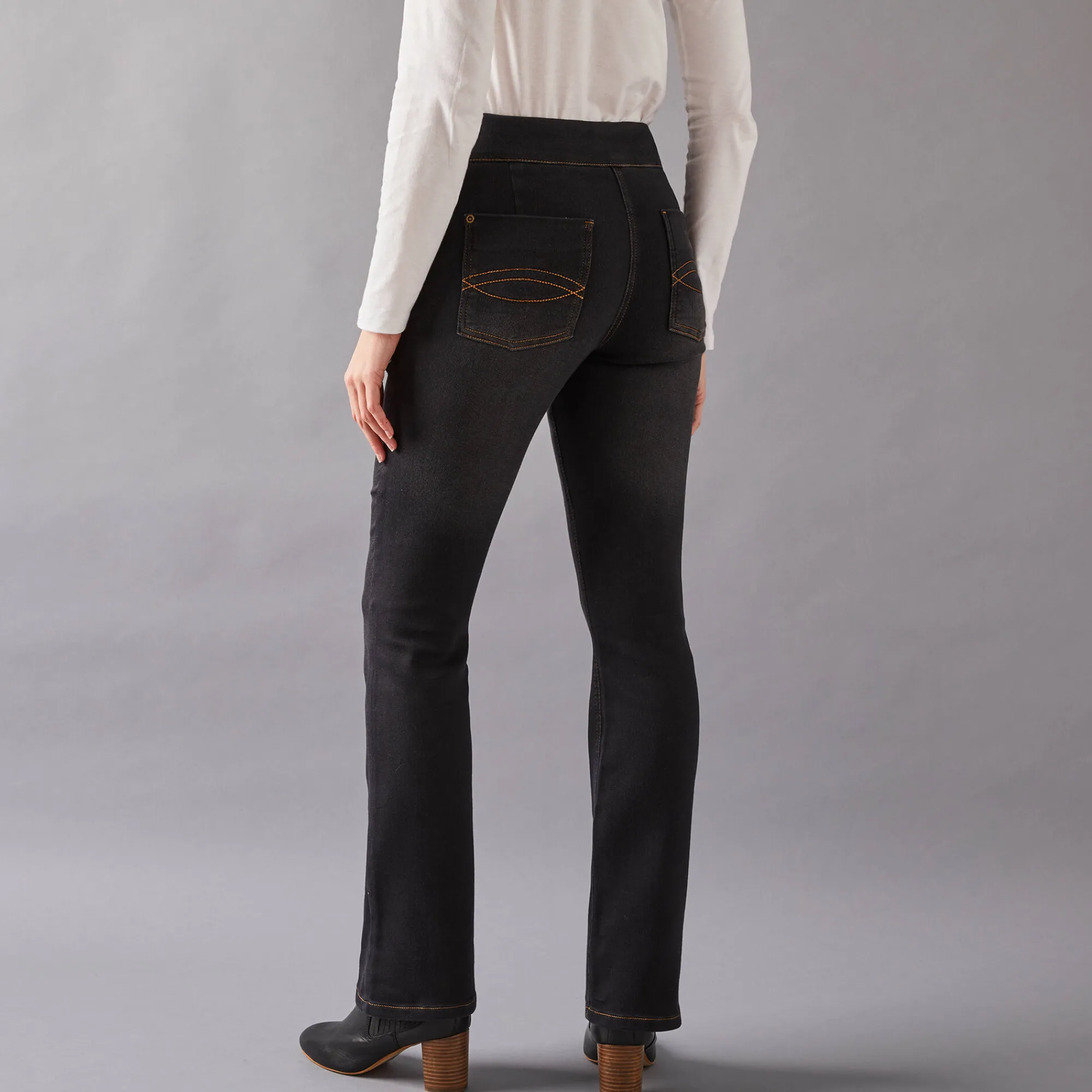 Jeans<Blancheporte Ultracomfortabele bootcutjeans, tricot met denimeffect, kleine lengte black