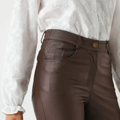 Broek<Blancheporte Ultrarekbare, nauwsluitende broek met coating chocolade