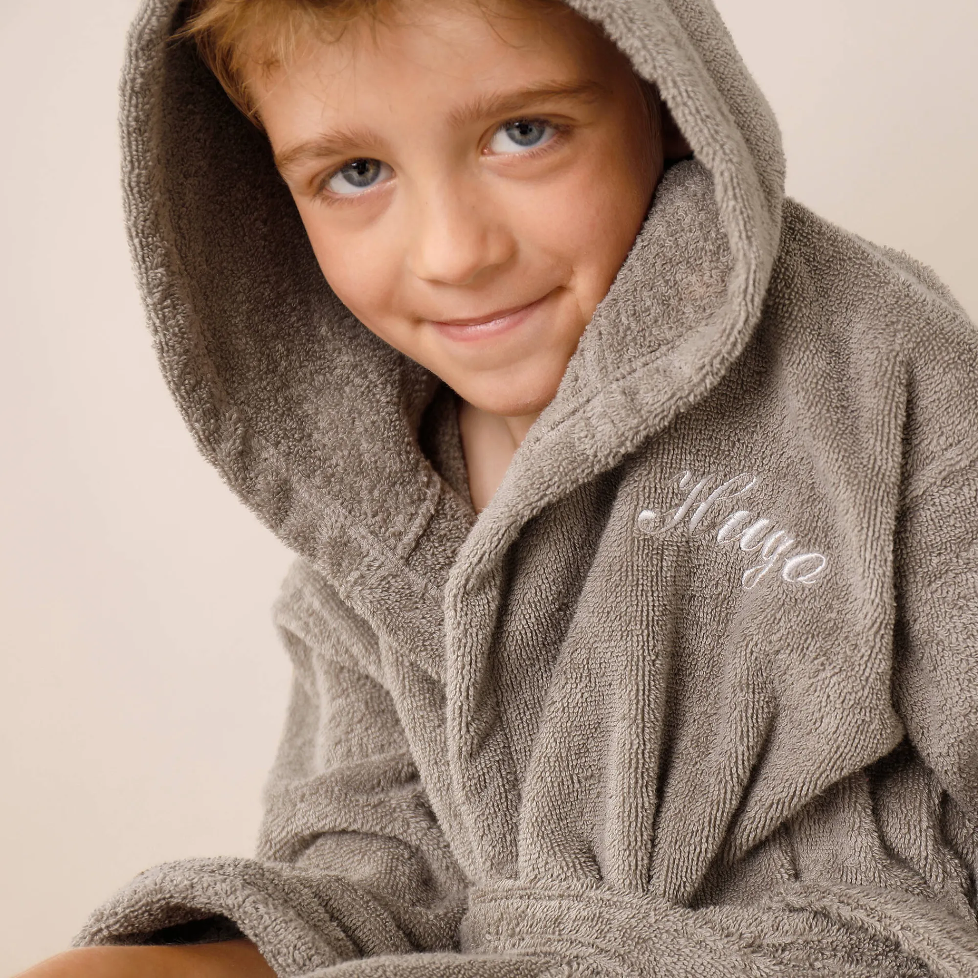 Badjas|Handdoek En Badlaken Kids<Colombine des petits Vermommingsbadjas voor kinderen, beertjesmotief en kap, personaliseerbaar taupe