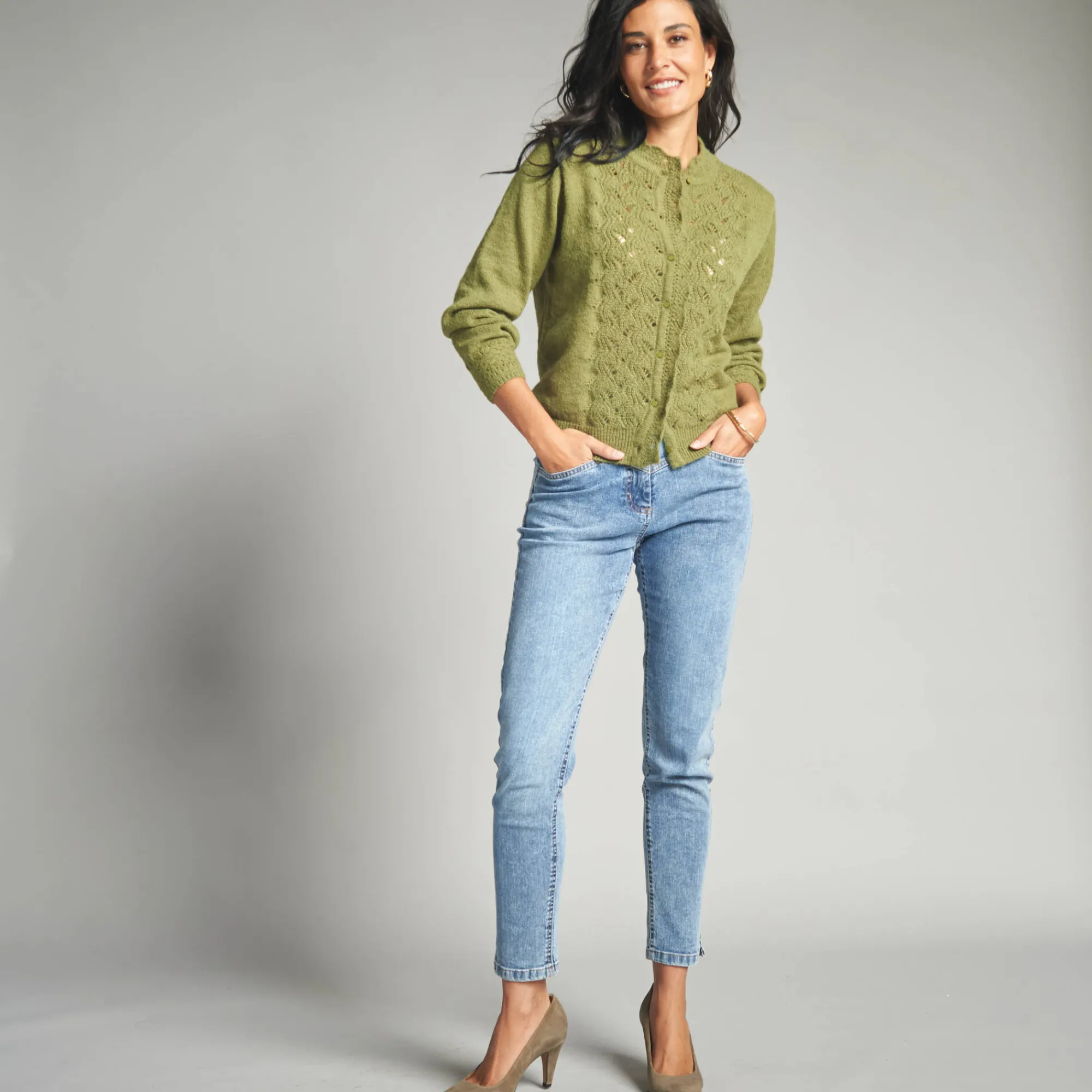 Trui En Vest<Lora Zellini Vest met knopen en opstaande kraag in fantasietricot mosgroen