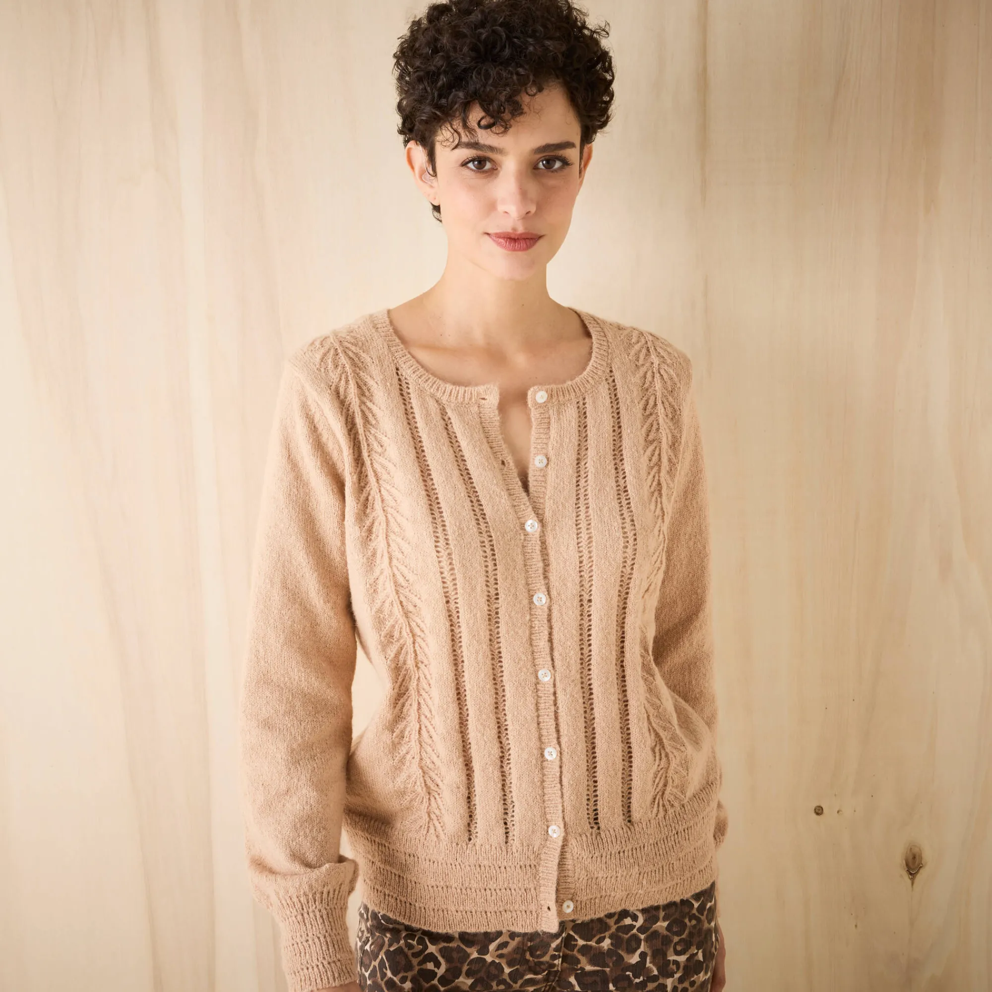 Trui En Vest<Blancheporte Vest met knopen en ronde hals, fantasietricot hazelnootbruin