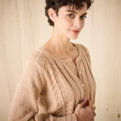 Trui En Vest<Blancheporte Vest met knopen en ronde hals, fantasietricot hazelnootbruin