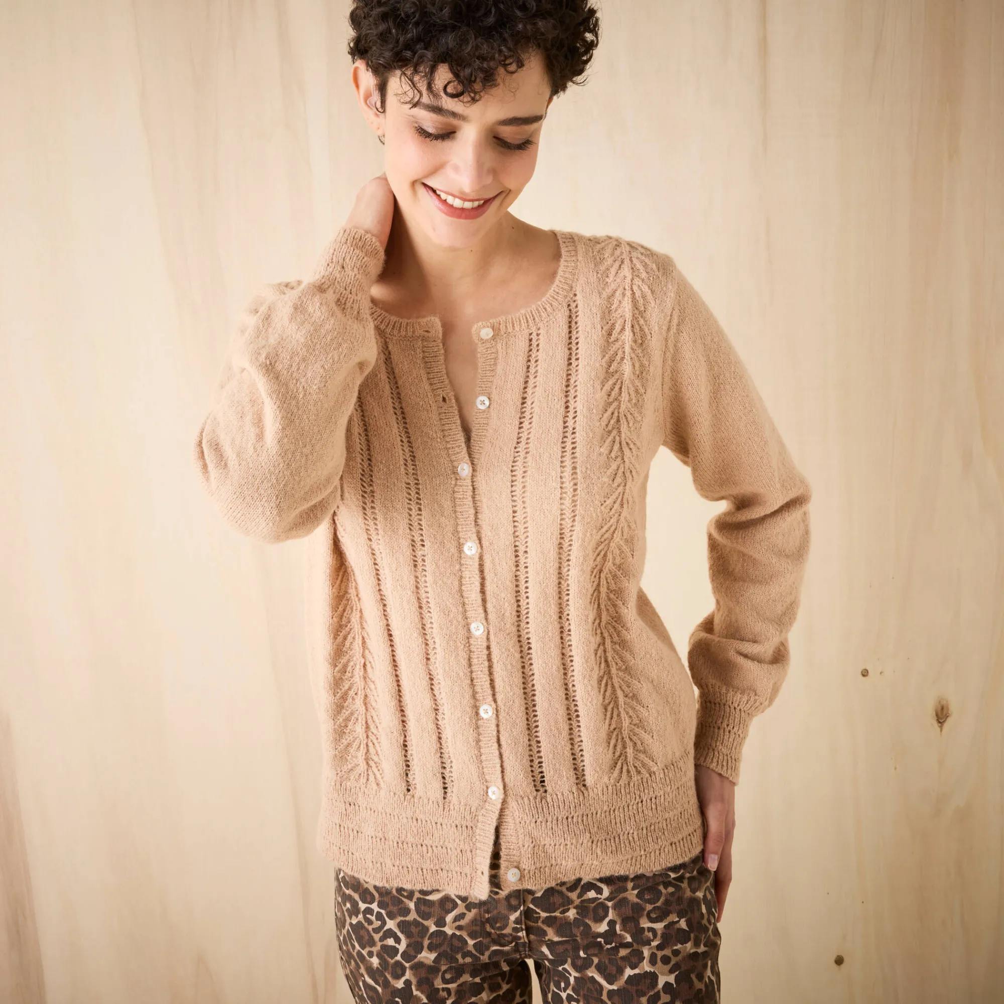 Trui En Vest<Blancheporte Vest met knopen en ronde hals, fantasietricot hazelnootbruin