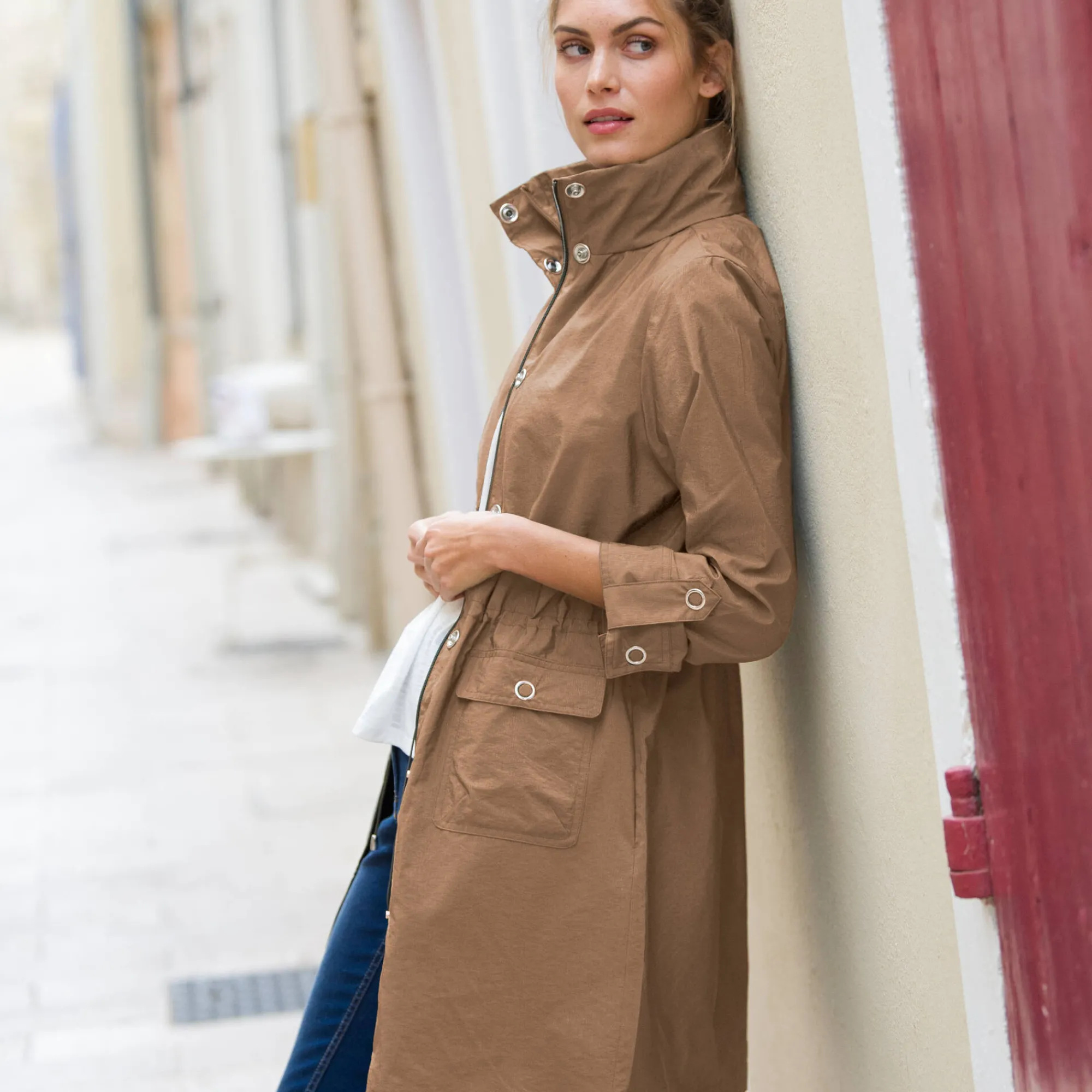 Parka En Donsjas<Blancheporte Waterafstotende parka met kap hazelnootbruin