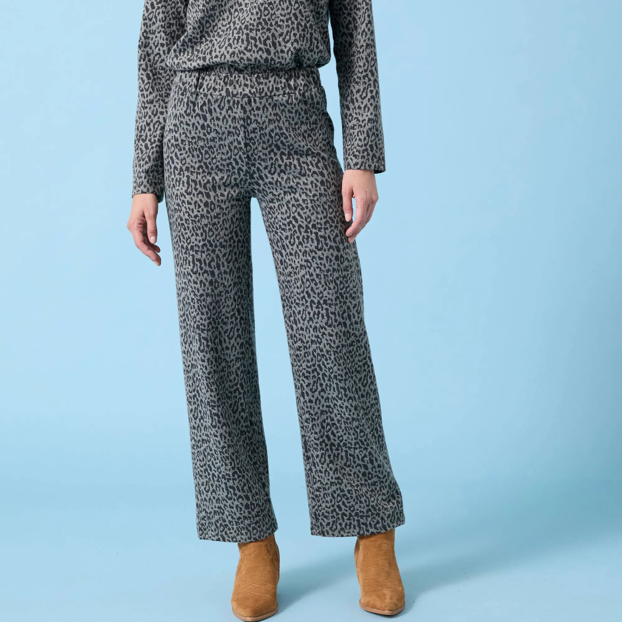 Broek<Blancheporte Wijde broek Special voor kleine lengtes met luipaardprint, geribd kaki / zwart